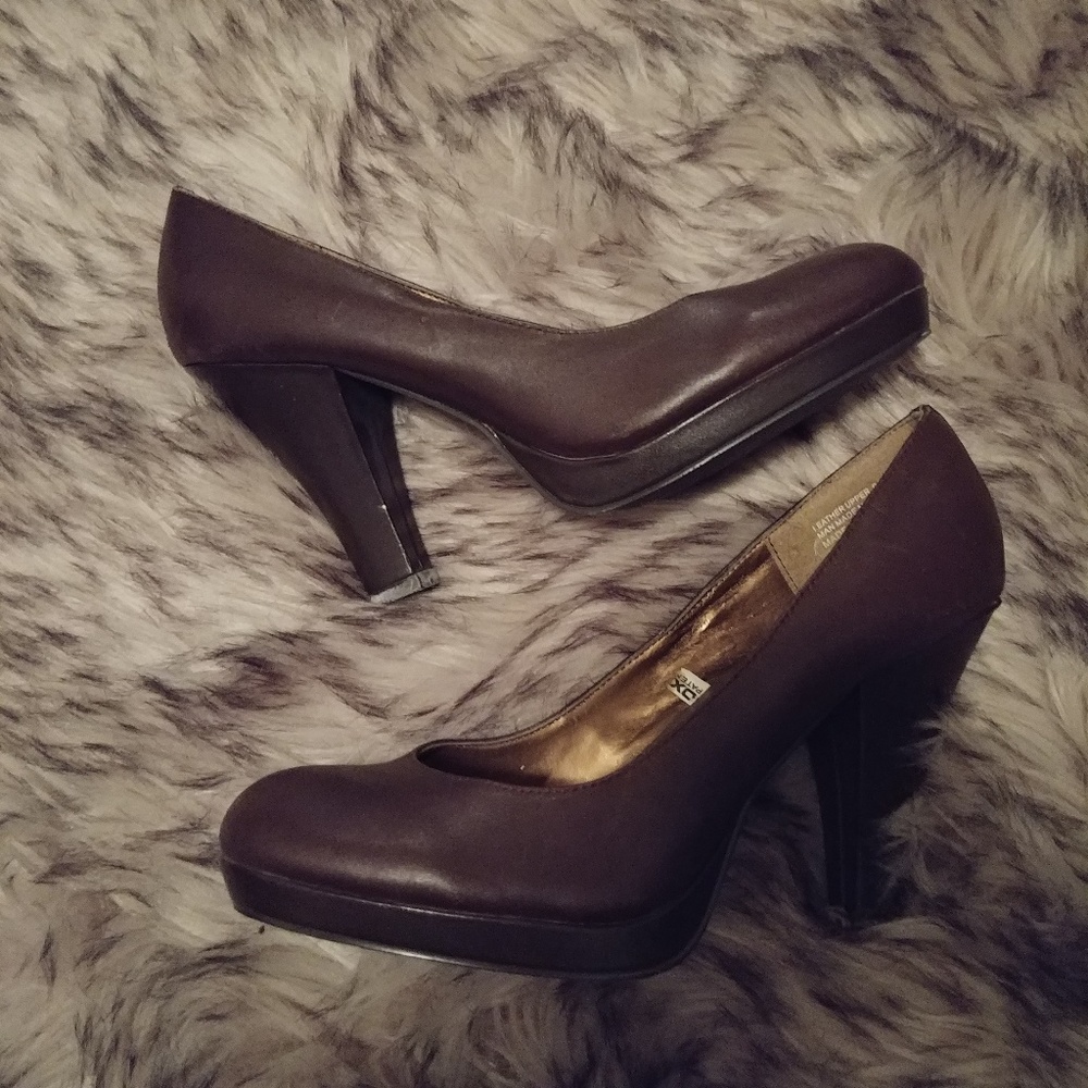 4/$25 Mossimo 7 1/2.